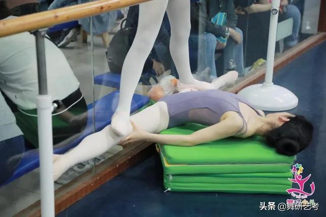 什么是稳定性，什么是稳定性心衰（什么样的舞蹈基本功才算是“扎实的”）