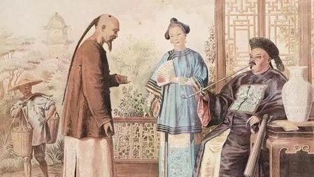 满族的习俗和服饰介绍，满族的风俗和服饰（满族人的服饰和装扮有什么特点）