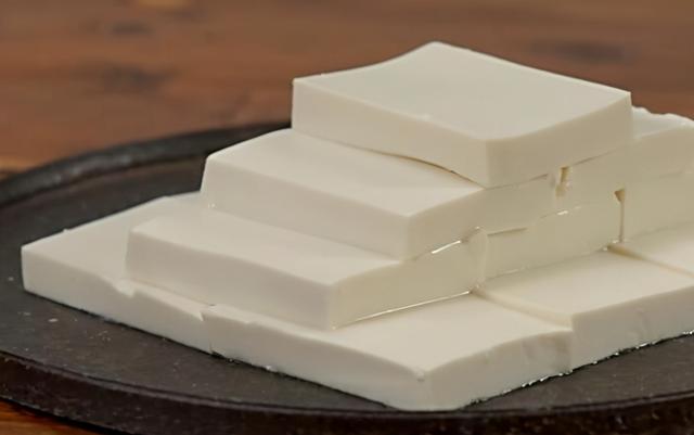 水豆腐的制作方法及配方，自制水豆腐的家常做法（15分钟出豆腐）