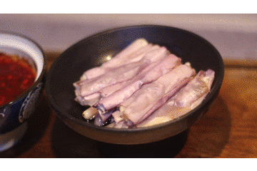 夕颜花是牵牛花吗，花语比较虐心的花（它这落苏的别名同样动人）