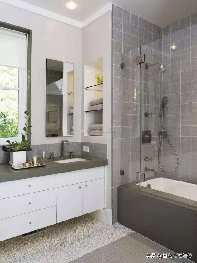 卫生间排水管分布技巧，卫生间排水管分布技巧图（卫生间淋浴区靠窗还是靠墙）