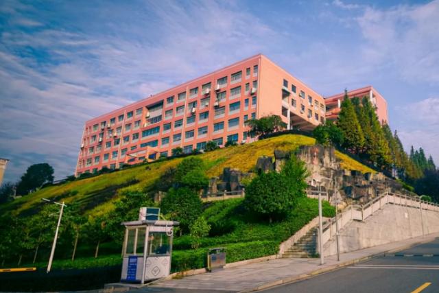 湖南财政经济学院是一本还是二本，湖南财政经济学院几本大学（湖南一二本院校将升一本）