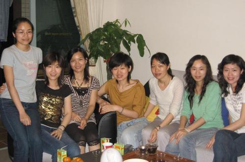 拜访的意思是什么，拜访的意思是什么意思（究竟要如何区分作客、做客、座客、坐客呢）