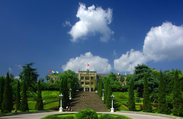 重庆理工大学是985还是211，重庆交通大学是985大学还是211大学（重庆这所院校“不简单”）