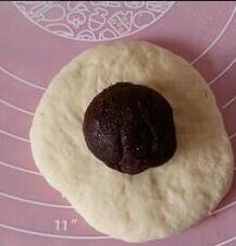 圖片[5]-【豆沙毛毛蟲面包】做法步驟圖 面包皮薄餡足 特別的香甜好吃-起舞食譜網(wǎng)