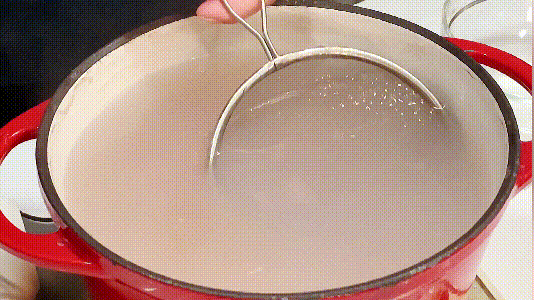 西米露是什么东西，西米的营养价值和副作用（夏季标配甜品黄桃西米露）