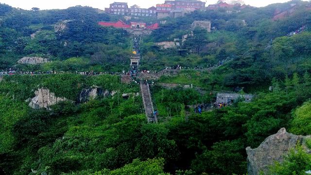 多云爬泰山还可以看到日出吗，泰山多云能不能看到日出（体力不好的你需要这样一份攻略）