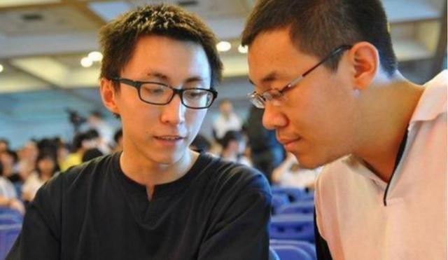 轰动全球的四色问题，四色定理小游戏（世界级难题“西塔潘猜”）