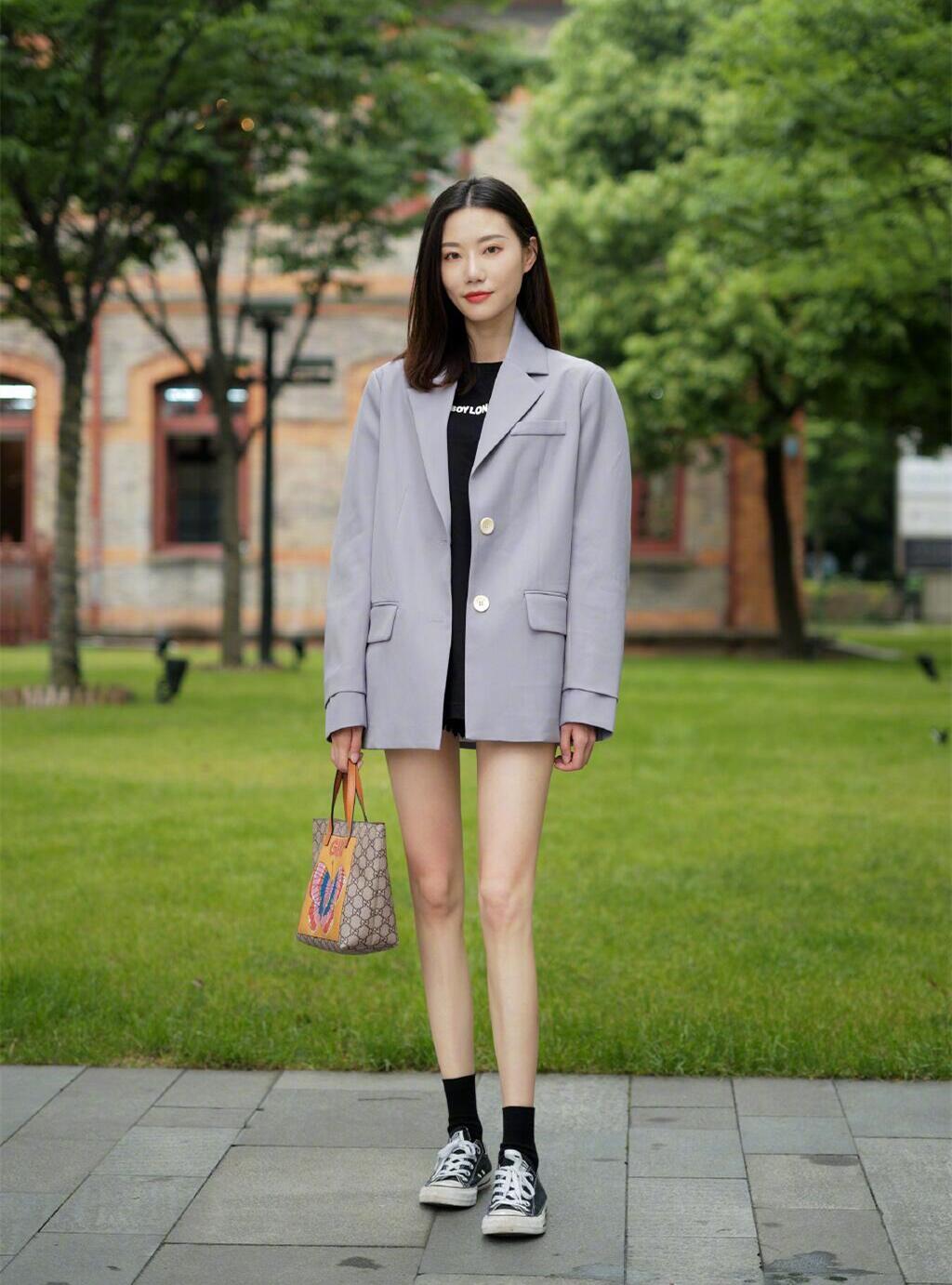 "帆布鞋 裙子"穿搭小技巧