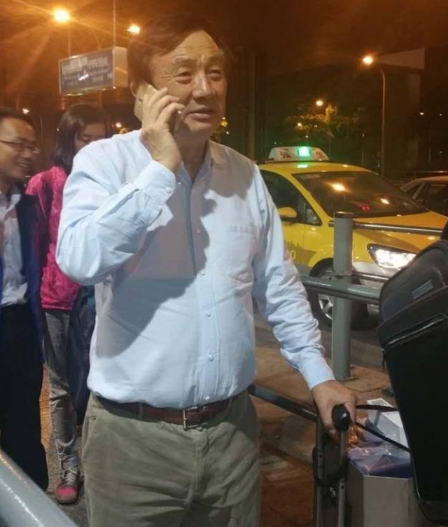 海尔砸冰箱的故事，海尔砸冰箱是因为什么（张瑞敏怒砸76台冰箱告诉我们）
