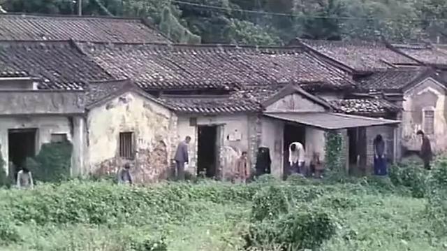 群尸屠城2，群尸屠城2豆瓣（18个令人头皮发麻的恐怖电影）