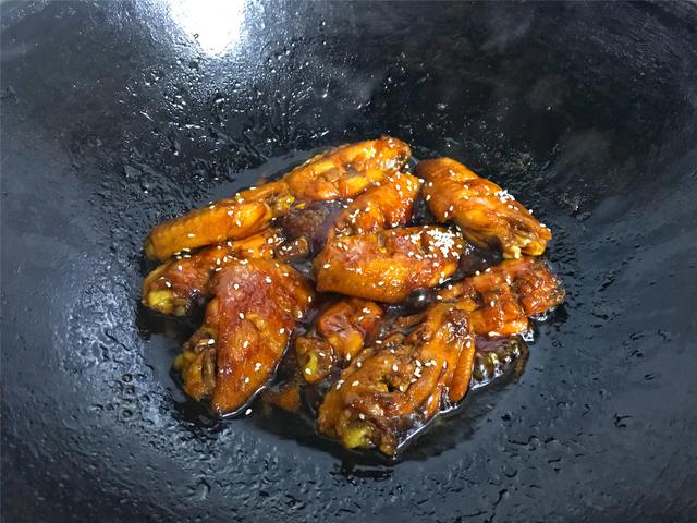 雪碧鸡翅的做法，雪碧鸡翅的做法视频（教你网红做法）