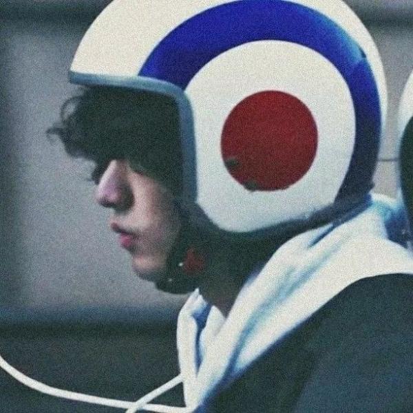 唯美意境情侣头像微信，唯美意境情侣头像（“总会有人陪你在慌乱无序的生活中同步前行”）