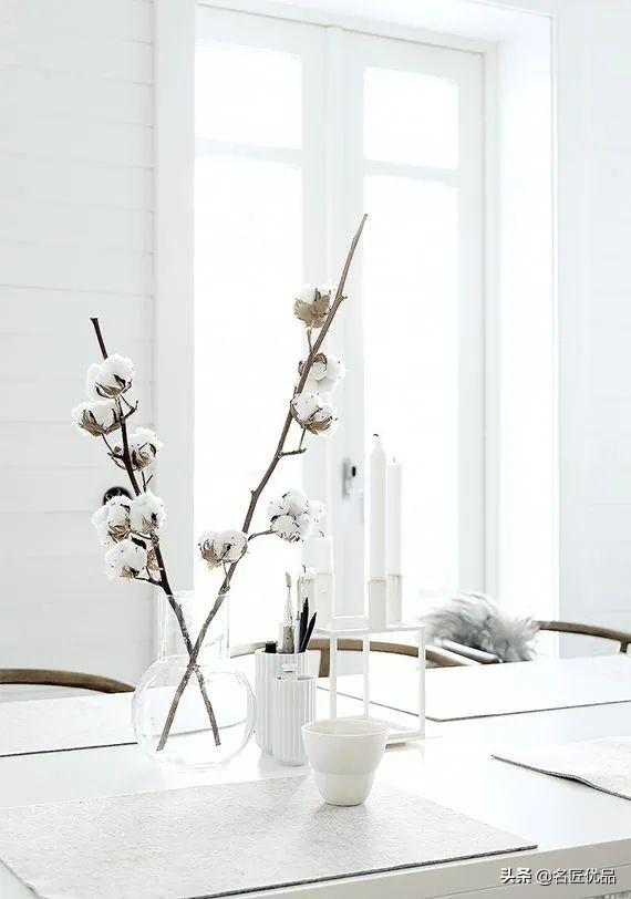 棉花花语和寓意是什么，棉花花语（花店老板娘手中的棉花）