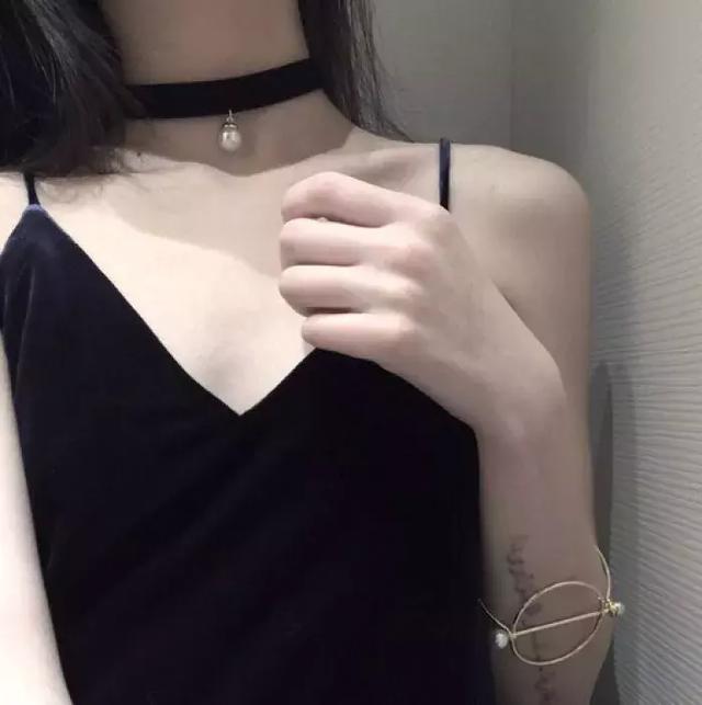 部位女头:我们一起努力。努力忘记过去，微信头像，部位女头:我们一起努力。努力忘记过去（部位女头，你特别好，我喜欢你）