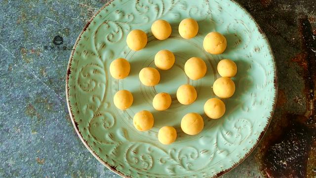 小汤圆甜品的做法，甜汤小汤圆的做法（新鲜红薯变软糯甜品小吃）