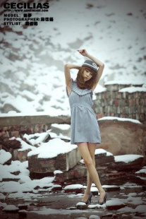 女生写真拍照姿势大全，女生写真拍照姿势大全图片（人像摄影——女生写真15个姿势）