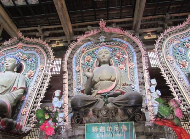 僧、尼、道共居一山修行  承德丰宁白云古洞景区，僧、尼、道共居一山修行（有一桥飞架两山之间的千年古刹）