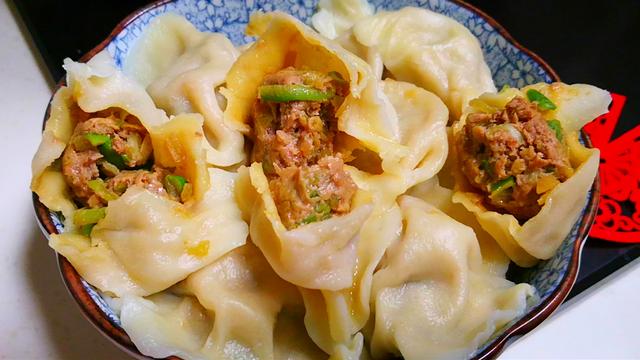 牛肉配啥菜包餃子好吃,牛肉餡配什麼菜包餃子好吃(牛肉和蘿蔔包餃子)