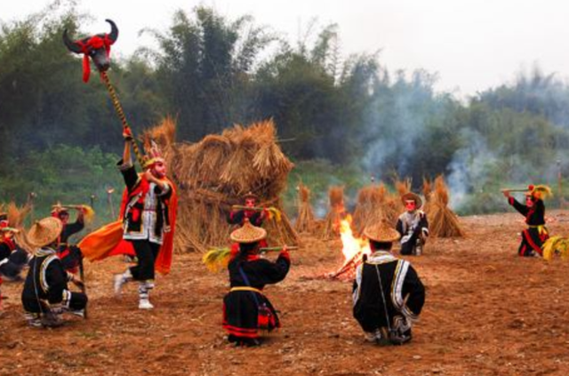 祭奠与祭典有何区别，常说“祭奠”，两者有什么区别