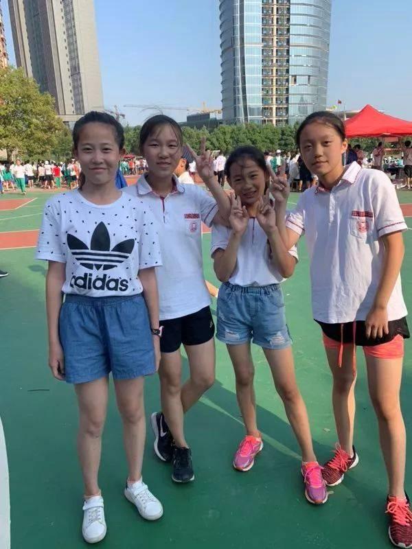 江西师范大学附属中学(江西师大附中归江西师大管吗)