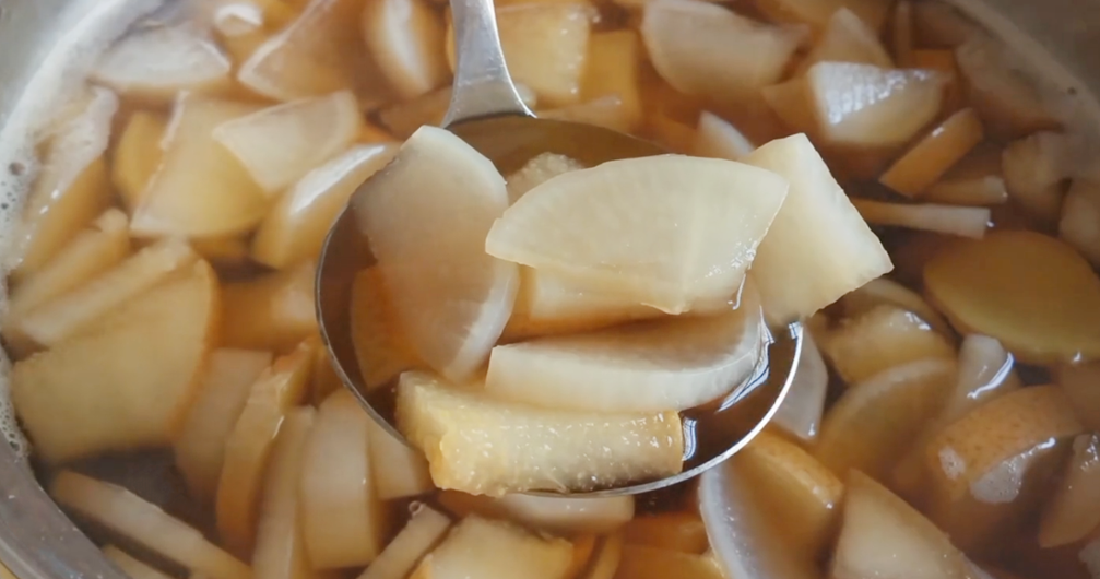 圖片[7]-【白蘿卜雪梨姜茶】做法步驟圖 喉嚨舒服 營養(yǎng)又好喝-起舞食譜網(wǎng)