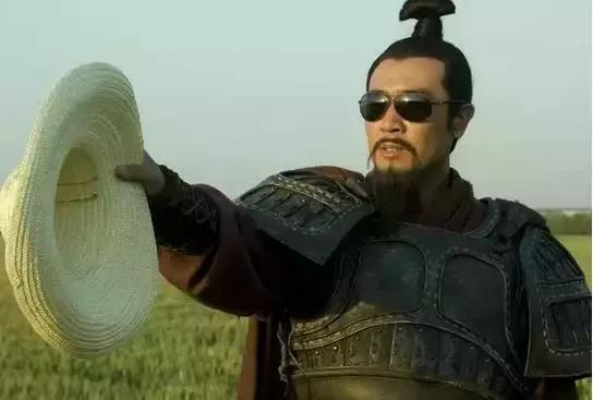 竖中指的含义是什么意思，竖中指是什么意思（如果你向秦始皇竖中指）