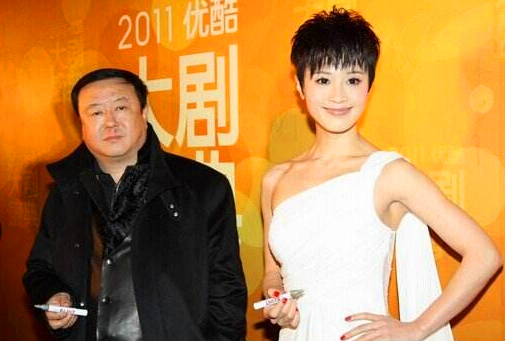 戴娇倩的个人简介，戴娇俏老公照片（风流的尤小刚：三婚两离）