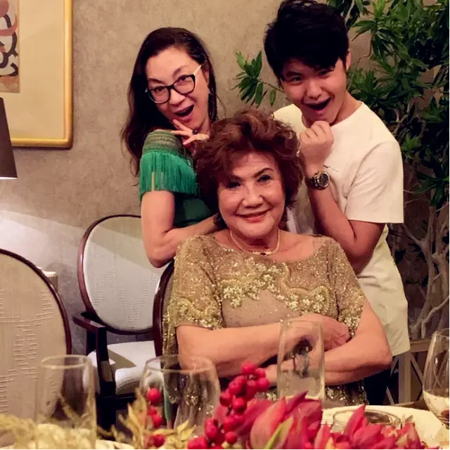 老奶奶的简笔画，简笔画老奶奶的画法（杨紫琼与79岁妈妈同框卖萌似姐妹）