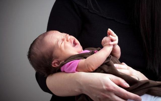 太依赖男朋友一分开就哭，太依赖男朋友一分开就哭为什么会（多半是“时机”和“方法”没把握好）