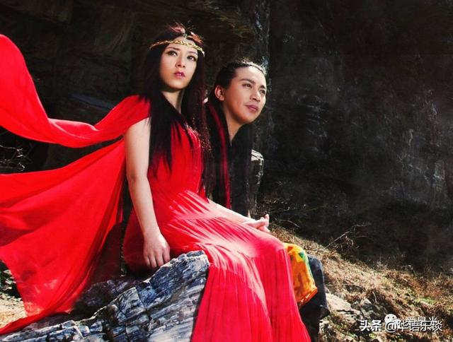 情侣网名一男一女，情侣网名一男一女带符号（星光大道出来三对男女组合）