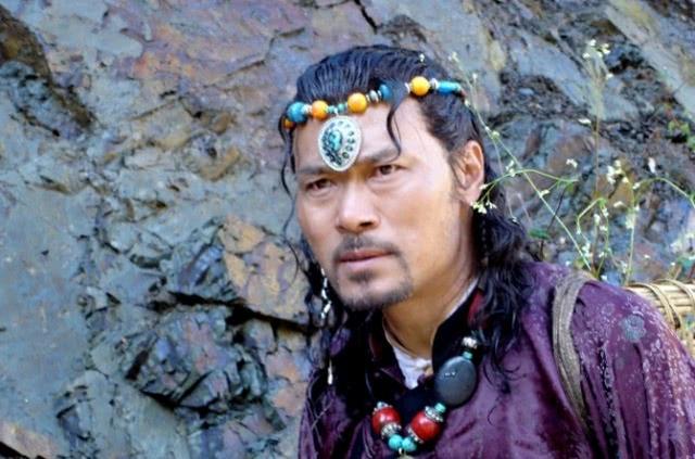 丁洛山公安局长是哪部电视剧，警中英雄30集丁洛山（原来家喻户晓的您现在也变成老艺人）