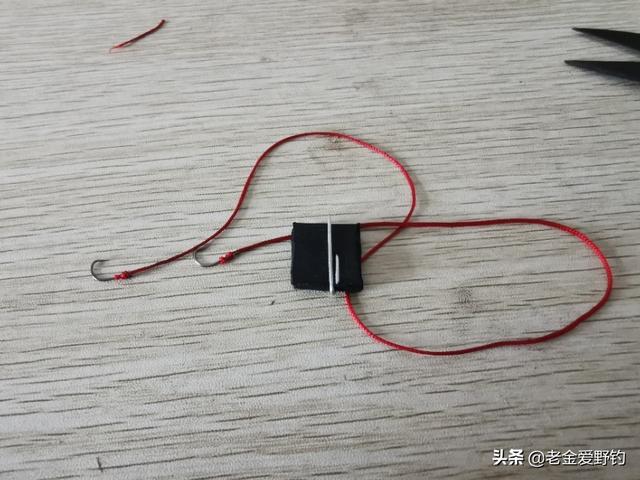 绕线器怎么用，绕线器怎么用（新手也能绑出内绕线鱼钩）