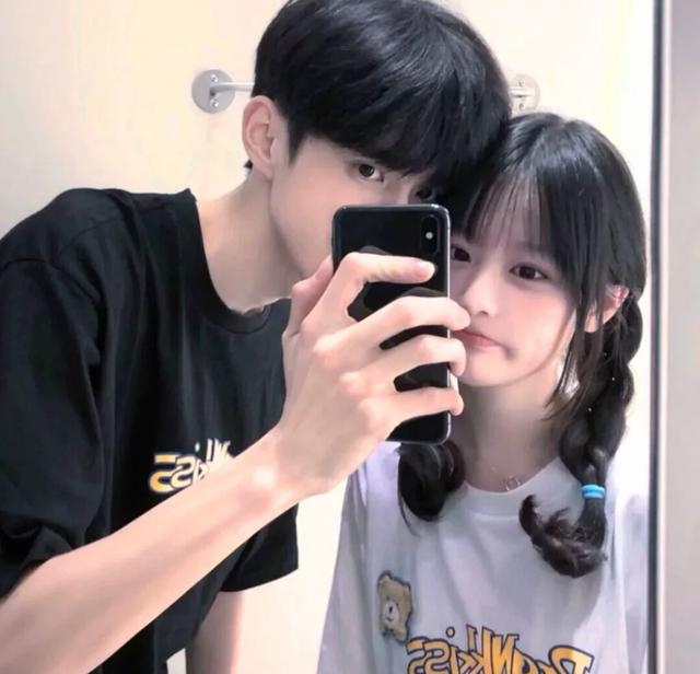 一眼惊鸿的神仙情侣头像动漫，神仙动漫情侣头像微信（是为了庆祝你上岸）