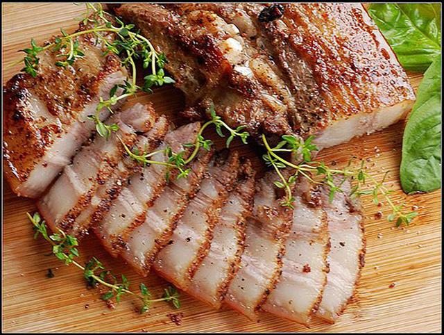 怎么腌制咸猪肉，煮熟的猪肉怎么腌咸肉（好吃到流泪的“咸猪肉”）