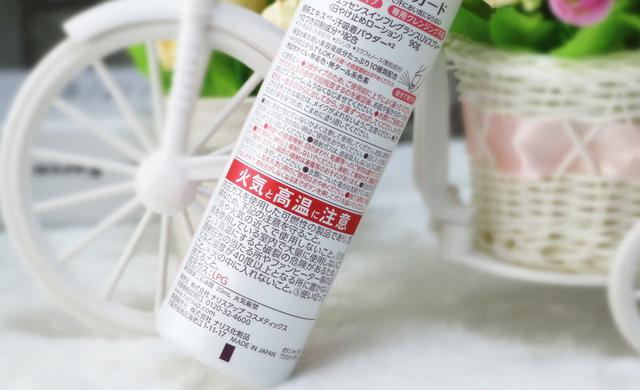 飞机哪些化妆品不能带，哪些化妆品不能带上飞机（这些化妆用品带上飞机）