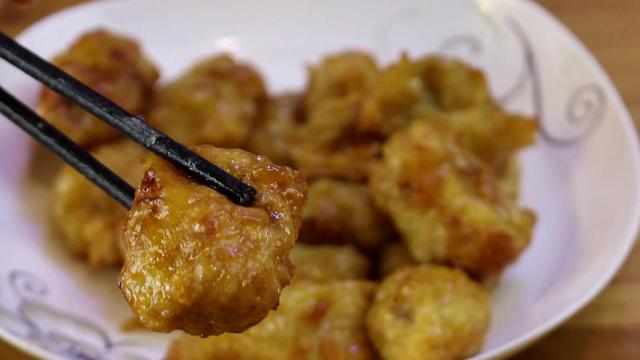 拔丝香蕉的做法，拔丝香蕉的家常做法（香蕉这样简单一做）