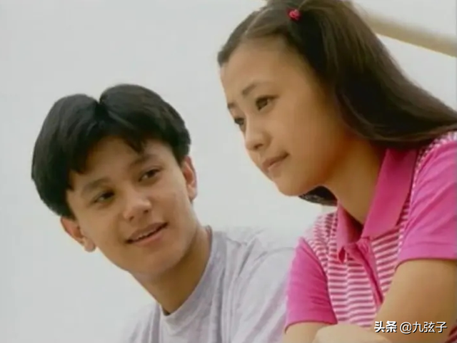 郝蕾给邓超颁奖是什么节目，郝蕾给邓超颁奖视频回放（禁片背后的女人郝蕾）