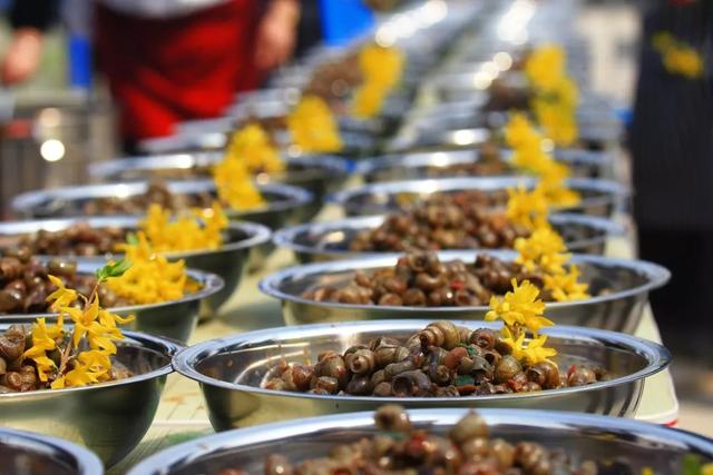 哪里的黄酒比较有名，最新白酒排行榜前十名（为什么佼佼者偏是绍兴酒）