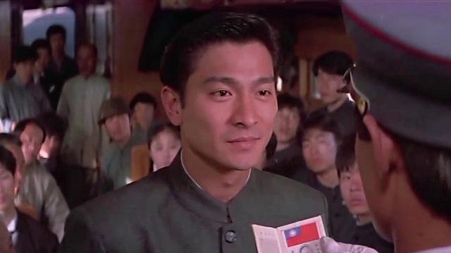 张国立和成龙共合作过哪部电影，张国立与成龙近期合作（盘点那些在成龙大哥的电影中客串过的大牌明星）