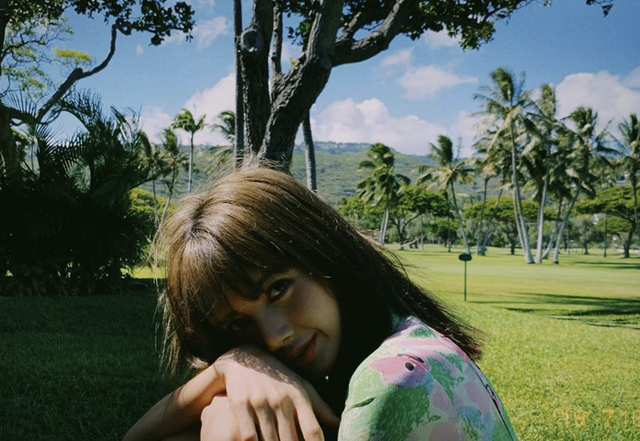 好看的发型女生中长发，好看的发型女生中长发2021（明星示范2020大热发型）