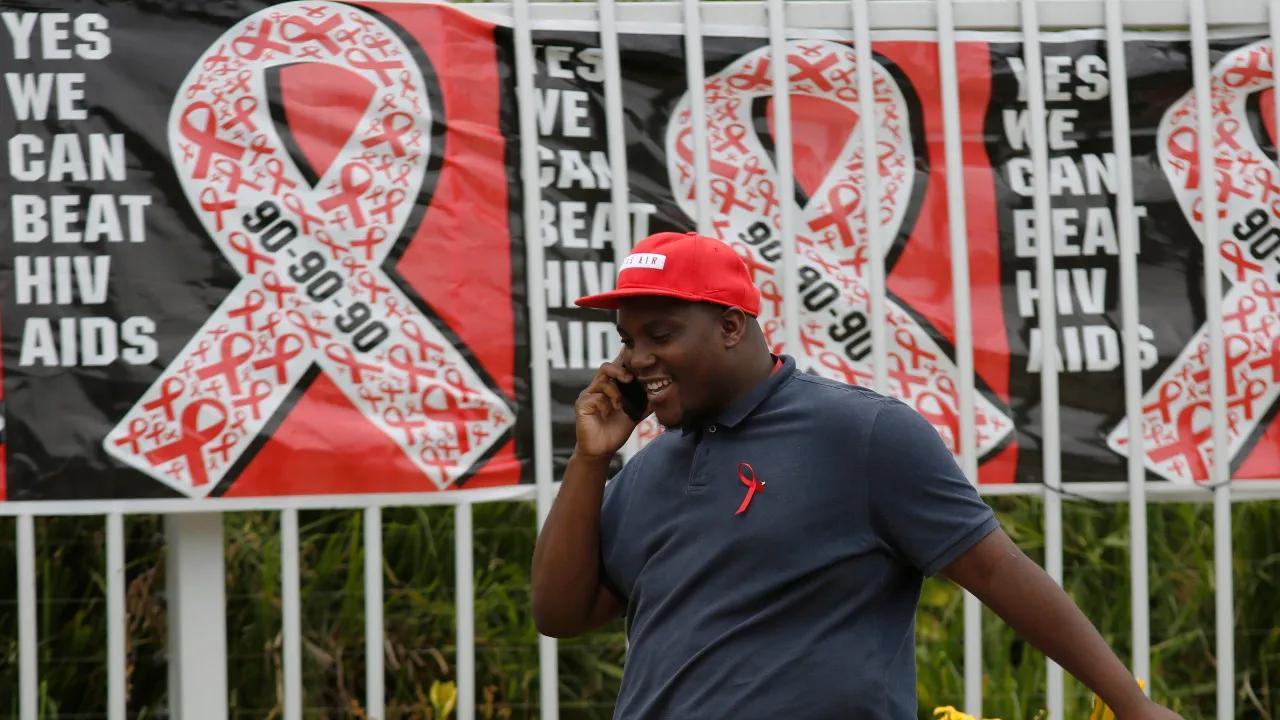 一次高危性行为感染率大吗，高危一次感染几率（也有办法预防HIV感染）