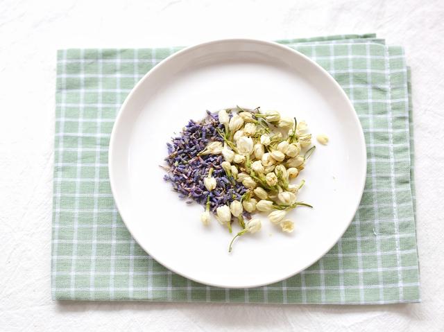 安神助眠的花茶有哪些，哪些花茶有安神作用（来一杯这样的花茶）