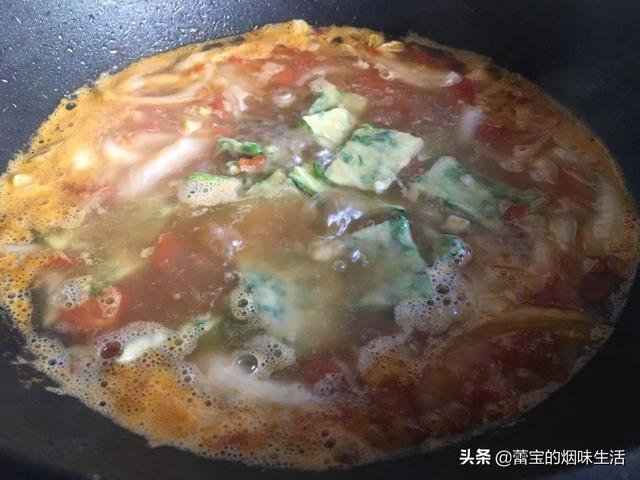 萝卜豆腐丸子汤的做法，萝卜豆腐丸子汤（冬日早餐也不能亏待自己的胃）