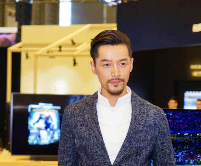 8208208820是什么广告词，8008208820是什么广告（第一个承认的女朋友）