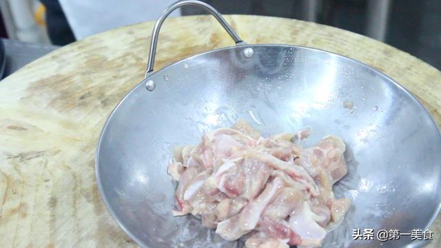 鸡腿的做法大全家常，9种家常美味鸡腿做法一学就会了（教你家常炒着吃做法）
