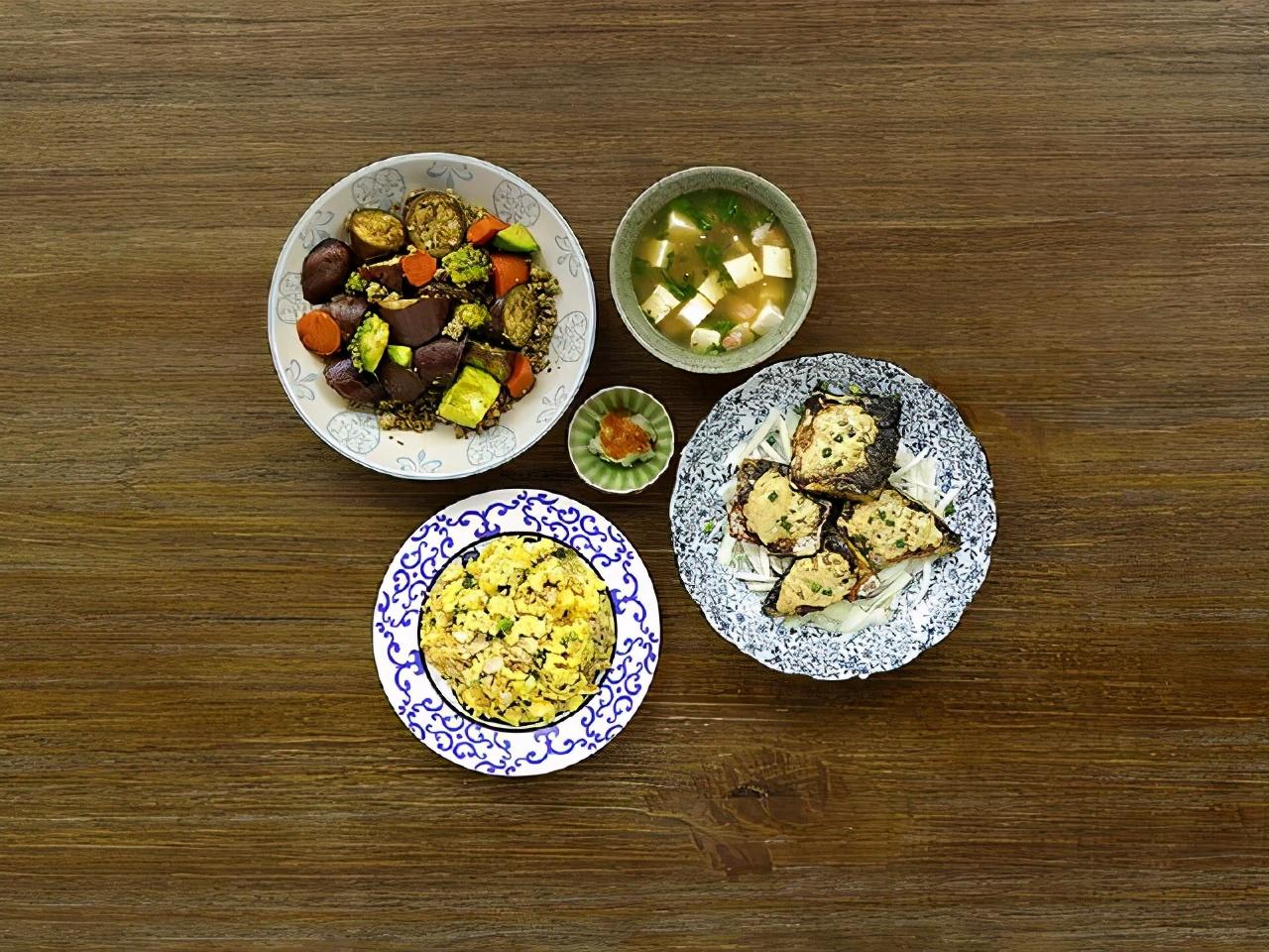 晚餐优选美味鲔鱼料理，营养丰富口感鲜美，轻松享受健康海洋风味盛宴