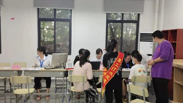 厦门工学院怎么样，厦门工学院是几本学校（厦门工学院职业教育学院上“新”了）