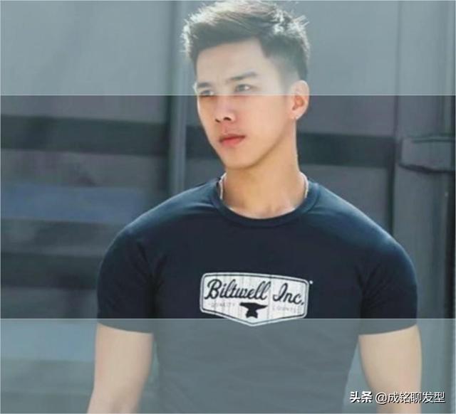 圆脸男生短发发型，男生发型图片（8款最适合夏季的男生短发）