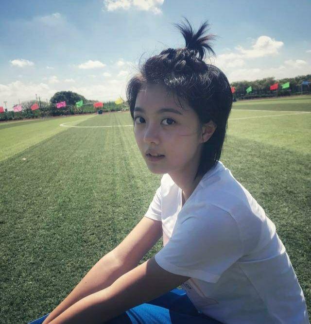 爱豆生图站赵今麦，无滤镜不修图依旧漂亮